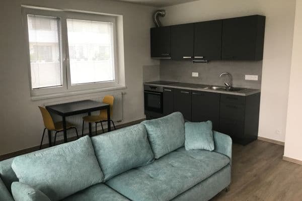 Studio flat to rent, 41 m², Zelnice II, Slavkov u Brna, Jihomoravský Region Studio flat to rent, 41 m², Zelnice II, Slavkov u Brna, Jihomoravský Region