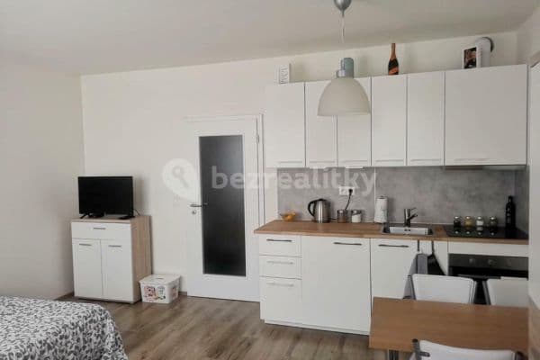 Studio flat to rent, 34 m², Škrábkových,  Studio flat to rent, 34 m², Škrábkových,