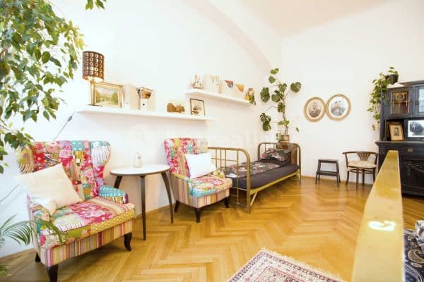 3 bedroom flat to rent, 88 m², Křižíkova, Prague, Prague