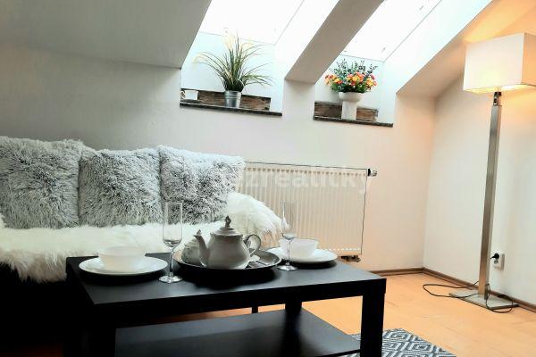 2 bedroom flat to rent, 55 m², Vlkova, Prague, Prague