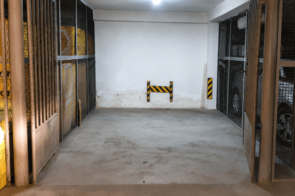 garage to rent, 12 m², Tobrucká, Praha garage to rent, 12 m², Tobrucká, Praha