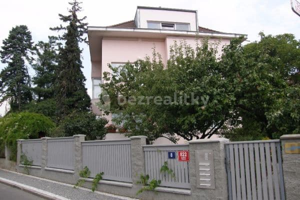 Studio flat to rent, 30 m², Praha Studio flat to rent, 30 m², Praha