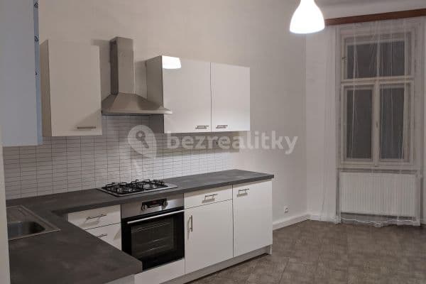 4 bedroom flat to rent, 115 m², Nuselská, Prague, Prague