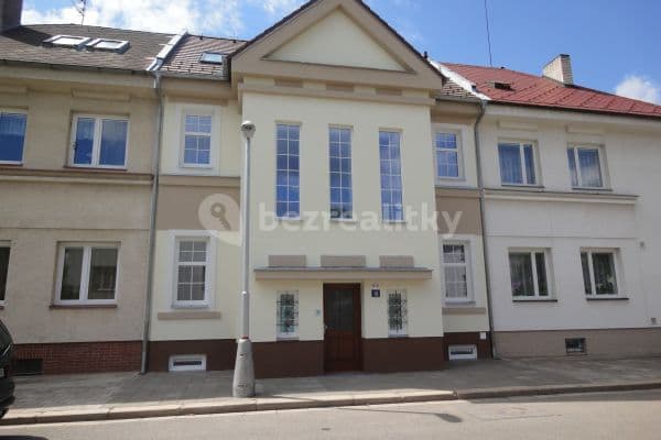 Studio flat to rent, 34 m², Albertova, Hradec Králové Studio flat to rent, 34 m², Albertova, Hradec Králové