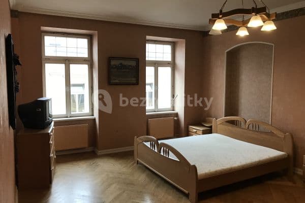 2 bedroom flat to rent, 82 m², Karla IV., Karlovy Vary, Karlovarský Region