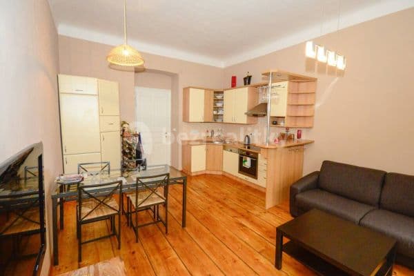 1 bedroom with open-plan kitchen flat to rent, 44 m², Havanská, Praha 1 bedroom with open-plan kitchen flat to rent, 44 m², Havanská, Praha