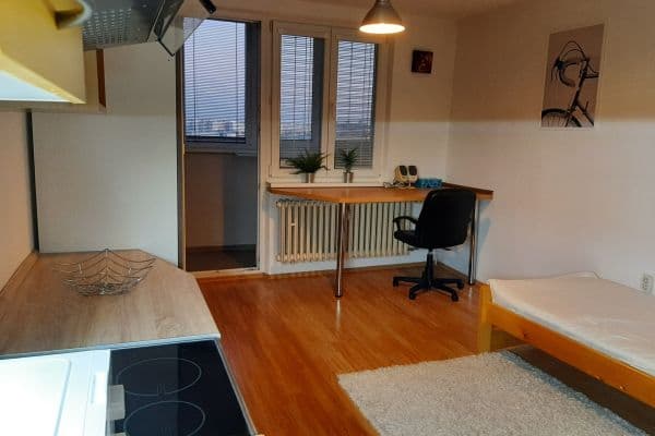 Small studio flat to rent, 28 m², Vilová, Bratislava Small studio flat to rent, 28 m², Vilová, Bratislava