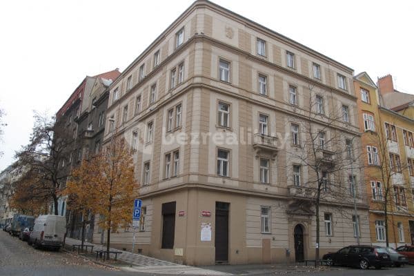 1 bedroom flat to rent, 34 m², Jagellonská, Praha 1 bedroom flat to rent, 34 m², Jagellonská, Praha
