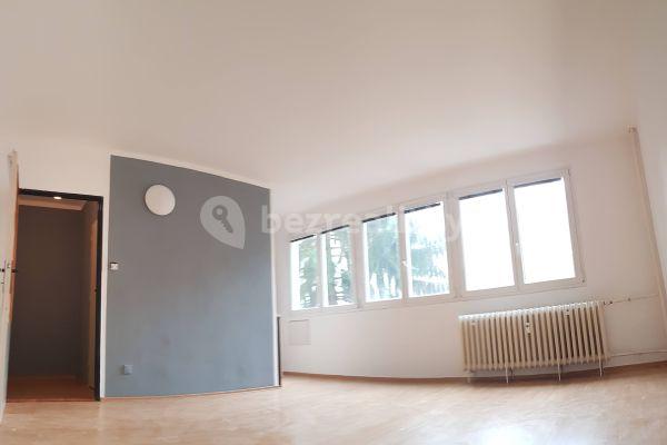 Studio flat to rent, 27 m², Prodloužená, Pardubice, Pardubický Region