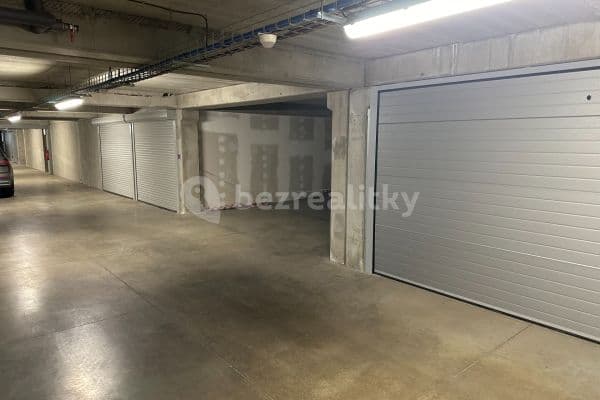 garage for sale, 14 m², Havránkova, Brno