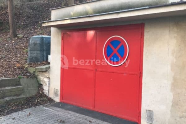 garage to rent, 23 m², K Vodojemu, Praha garage to rent, 23 m², K Vodojemu, Praha