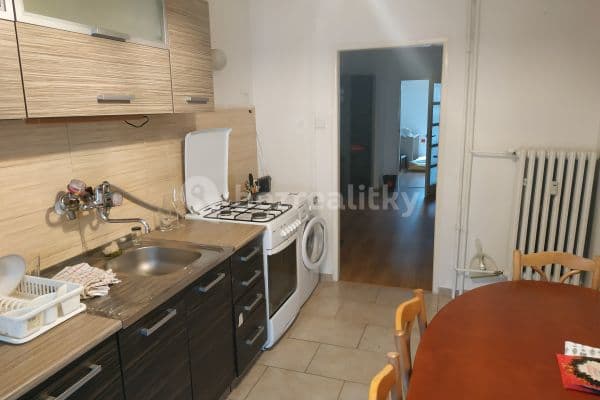 3 bedroom flat to rent, 71 m², Bernolákova, Bratislava - mestská časť Staré Mesto, Bratislavský Region