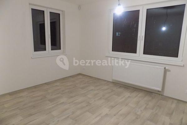 3 bedroom flat to rent, 90 m², Svatopluka Čecha, Čelákovice
