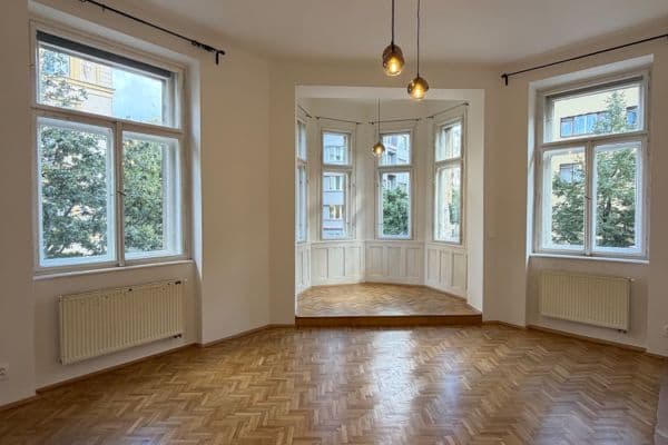 2 bedroom flat to rent, 72 m², Lucemburská, Praha 2 bedroom flat to rent, 72 m², Lucemburská, Praha
