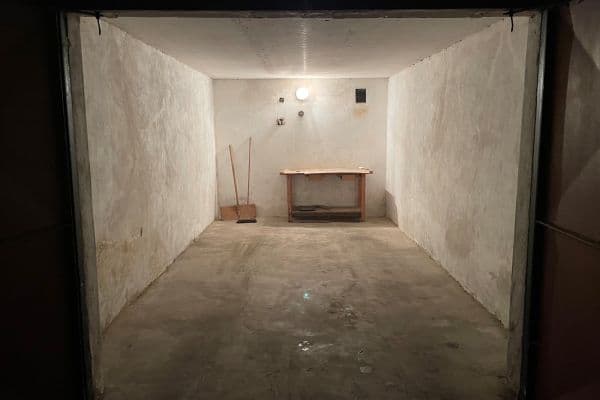 garage to rent, 20 m², J. Zeyera, Čelákovice garage to rent, 20 m², J. Zeyera, Čelákovice