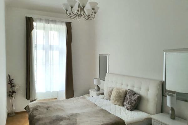 2 bedroom with open-plan kitchen flat to rent, 75 m², Americká, Prague, Prague 2 bedroom with open-plan kitchen flat to rent, 75 m², Americká, Prague, Prague