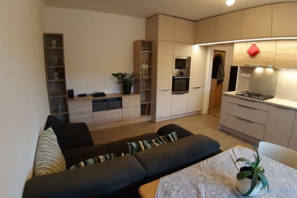 2 bedroom flat to rent, 43 m², Bratislava 2 bedroom flat to rent, 43 m², Bratislava