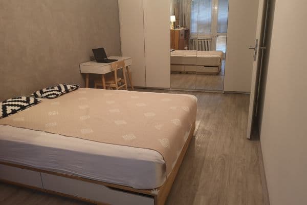 2 bedroom with open-plan kitchen flat to rent, 64 m², Ke Škole, Hlavní město Praha 2 bedroom with open-plan kitchen flat to rent, 64 m², Ke Škole, Hlavní město Praha