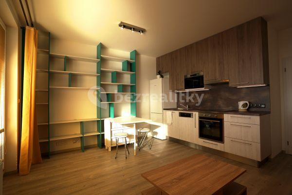 Studio flat to rent, 30 m², Cukrova, Hlavní město Praha