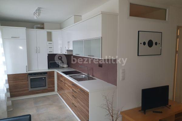 1 bedroom with open-plan kitchen flat to rent, 58 m², Pavlovova, Jihlava