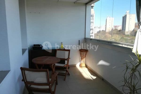 3 bedroom flat to rent, 82 m², Volkova, Hlavní město Praha 3 bedroom flat to rent, 82 m², Volkova, Hlavní město Praha