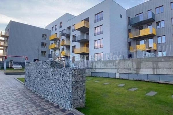 1 bedroom with open-plan kitchen flat to rent, 46 m², Tovární, Čelákovice 1 bedroom with open-plan kitchen flat to rent, 46 m², Tovární, Čelákovice