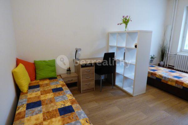 3 bedroom flat to rent, 68 m², Křížová, Brno