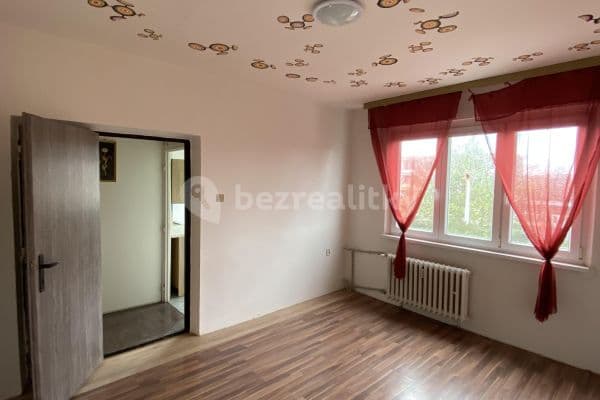 2 bedroom flat to rent, 58 m², M. Švabinského, Bílina, Ústecký Region
