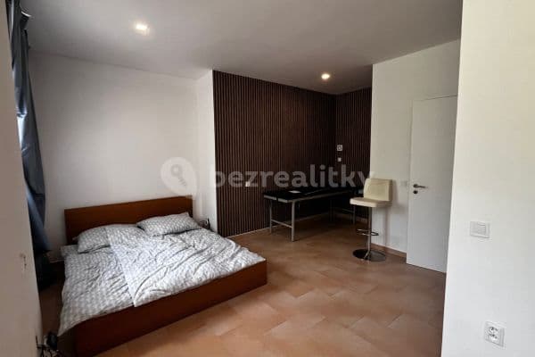 non-residential property for sale, 27 m², Na Belánce, Plzeň