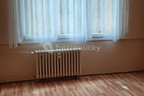 Small studio flat to rent, 22 m², Větrná, Ústí nad Labem