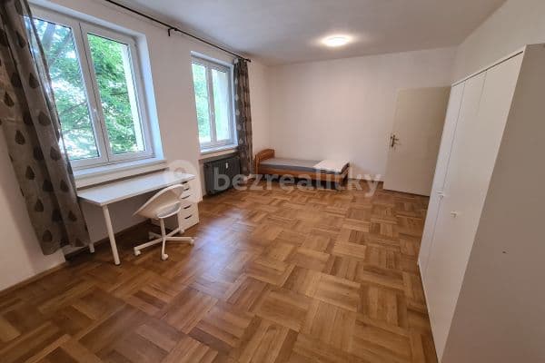 4 bedroom flat to rent, 110 m², Tkalcovská, Brno, Jihomoravský Region