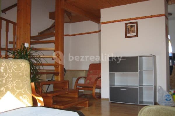 2 bedroom with open-plan kitchen flat to rent, 95 m², Mozartova, Olomouc, Olomoucký Region 2 bedroom with open-plan kitchen flat to rent, 95 m², Mozartova, Olomouc, Olomoucký Region