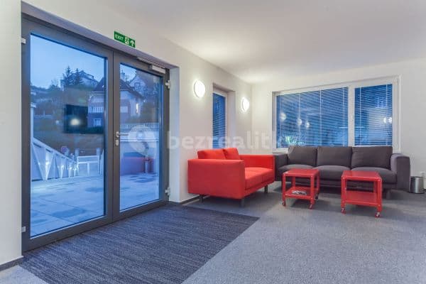 Studio flat to rent, 20 m², Křížová, Praha Studio flat to rent, 20 m², Křížová, Praha