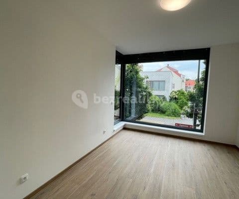 1 bedroom with open-plan kitchen flat to rent, 55 m², Fügnerova, Poděbrady, Středočeský Region