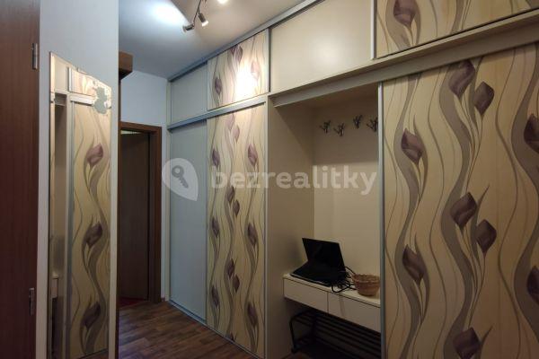 3 bedroom flat to rent, 74 m², Urxova, Olomouc