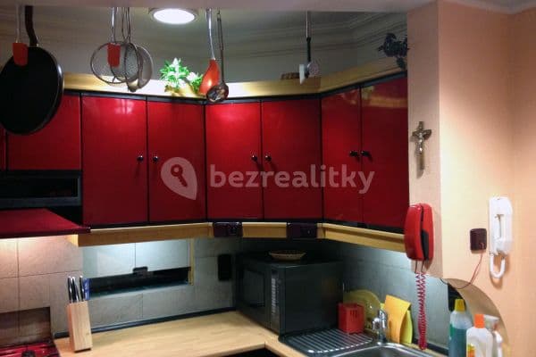 3 bedroom flat to rent, 80 m², Františka Lýska, Ostrava 3 bedroom flat to rent, 80 m², Františka Lýska, Ostrava