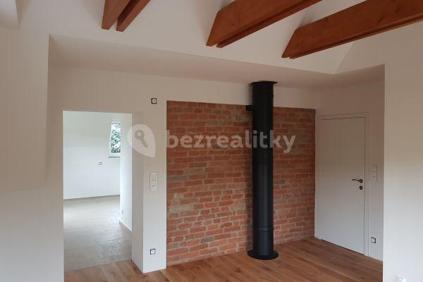 3 bedroom flat to rent, 105 m², Selecká, 