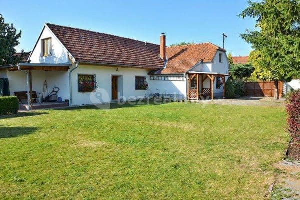 recreational property to rent, 0 m², Chleby