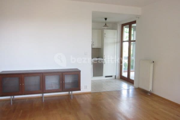 1 bedroom with open-plan kitchen flat to rent, 65 m², Paťanka, Praha 1 bedroom with open-plan kitchen flat to rent, 65 m², Paťanka, Praha
