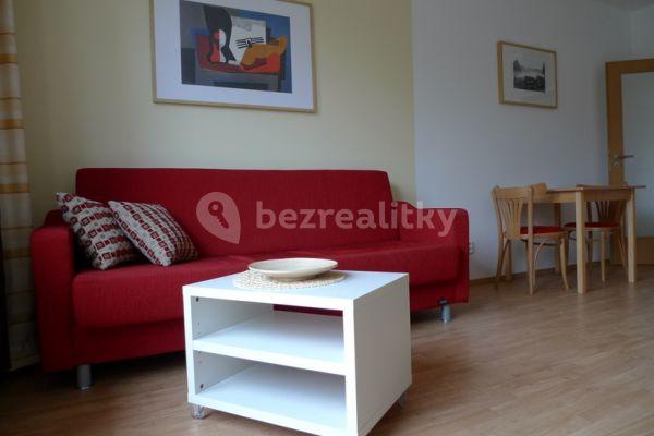 1 bedroom flat to rent, 42 m², Zderadova, Brno