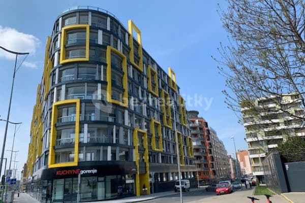 Studio flat to rent, 34 m², Kurta Konráda, Prague, Prague Studio flat to rent, 34 m², Kurta Konráda, Prague, Prague