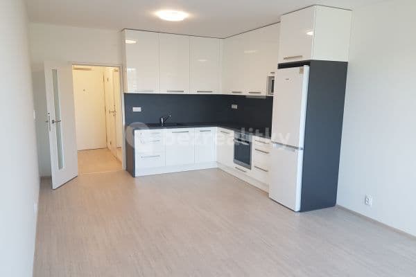 Studio flat to rent, 36 m², Reissigova, Brno Studio flat to rent, 36 m², Reissigova, Brno