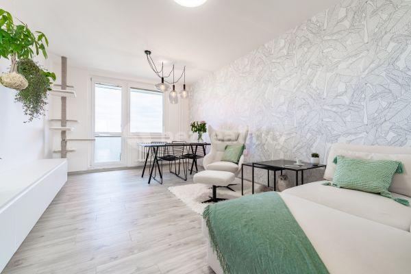 3 bedroom flat to rent, 82 m², Teyschlova, Brno