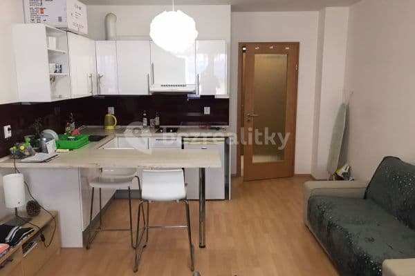 Studio flat to rent, 29 m², Hanusova, Praha Studio flat to rent, 29 m², Hanusova, Praha