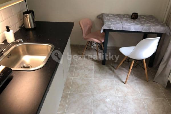 2 bedroom flat to rent, 56 m², Čs. armády, Kraslice 2 bedroom flat to rent, 56 m², Čs. armády, Kraslice