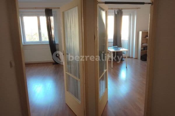 1 bedroom with open-plan kitchen flat to rent, 50 m², Na Pankráci, Hlavní město Praha