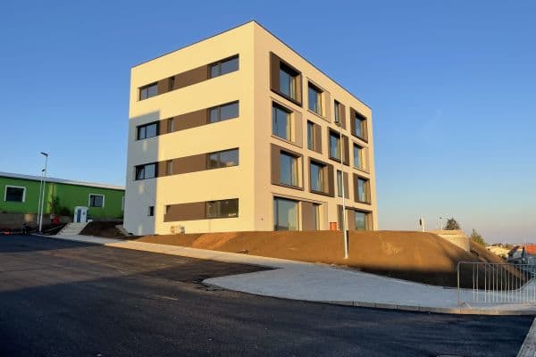 1 bedroom with open-plan kitchen flat to rent, 47 m², Tismice 1 bedroom with open-plan kitchen flat to rent, 47 m², Tismice