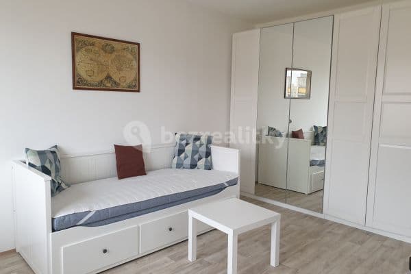 Studio flat to rent, 30 m², Brodského, Hlavní město Praha Studio flat to rent, 30 m², Brodského, Hlavní město Praha