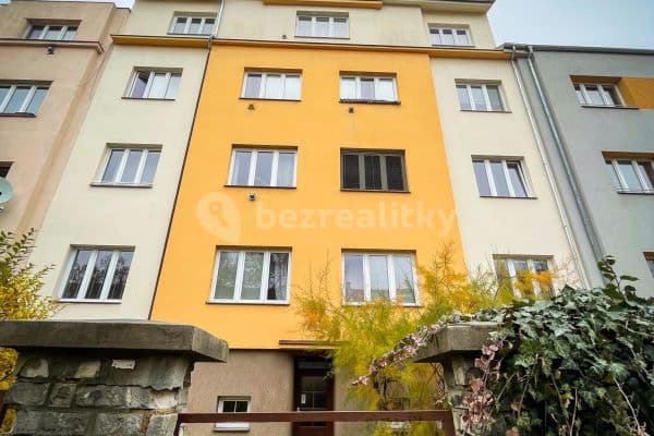 1 bedroom with open-plan kitchen flat to rent, 47 m², Dvořákova, Plzeň 1 bedroom with open-plan kitchen flat to rent, 47 m², Dvořákova, Plzeň