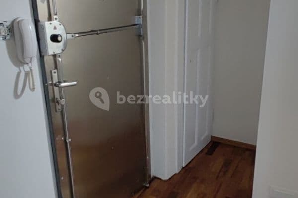 2 bedroom flat to rent, 62 m², Navrátilova, Praha 2 bedroom flat to rent, 62 m², Navrátilova, Praha